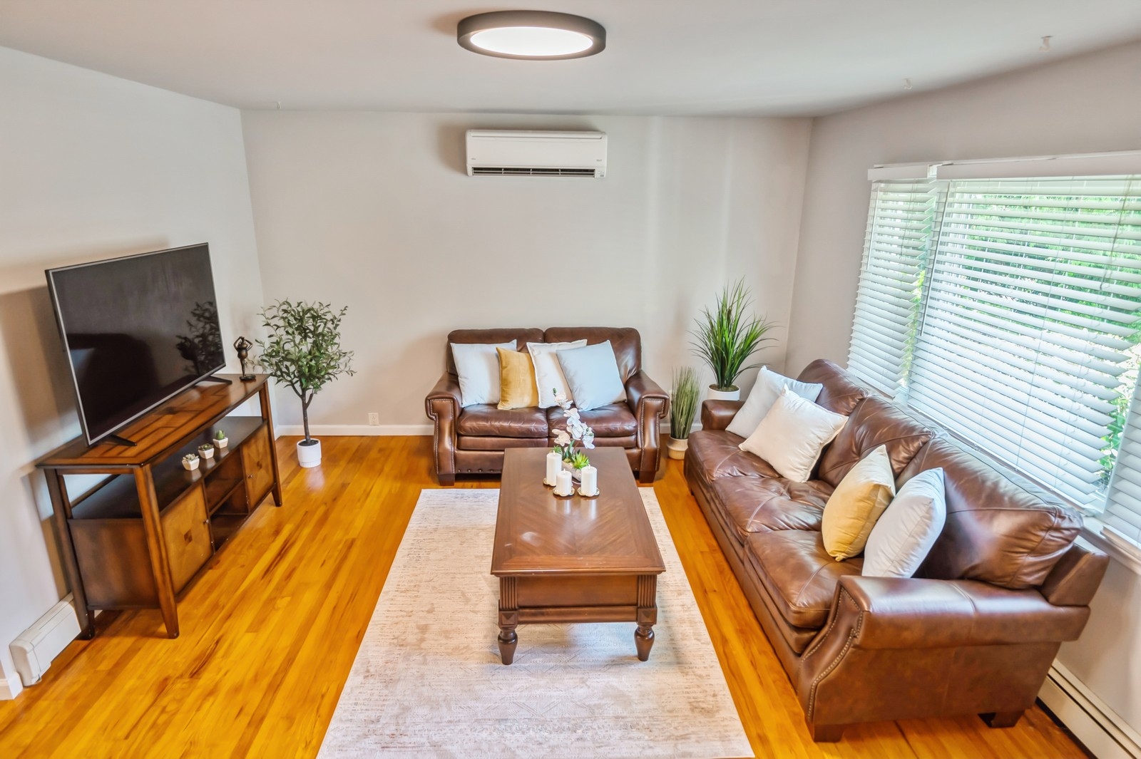 15_144LindenSt_2058_Large